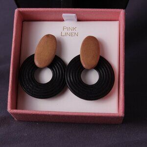 Pink Linen Large Black Oval & Light Ridged Open Circle Door Knocker Post Earring